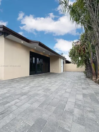 $3,500 | 11959 Southwest 122nd Court, Unit 11959, Miami, FL 33186