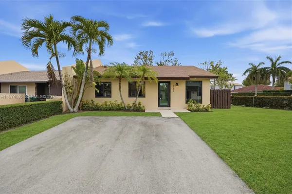 $3,500 | 11959 Southwest 122nd Court, Unit 11959, Miami, FL 33186