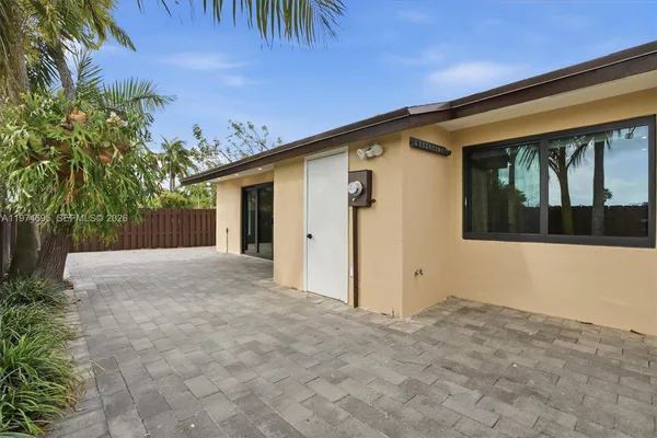 $3,500 | 11959 Southwest 122nd Court, Unit 11959, Miami, FL 33186