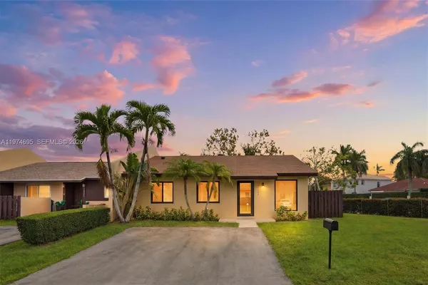 $3,500 | 11959 Southwest 122nd Court, Unit 11959, Miami, FL 33186