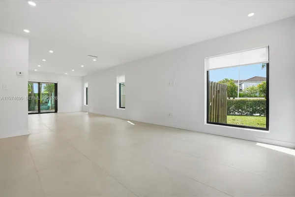 $3,500 | 11959 Southwest 122nd Court, Unit 11959, Miami, FL 33186