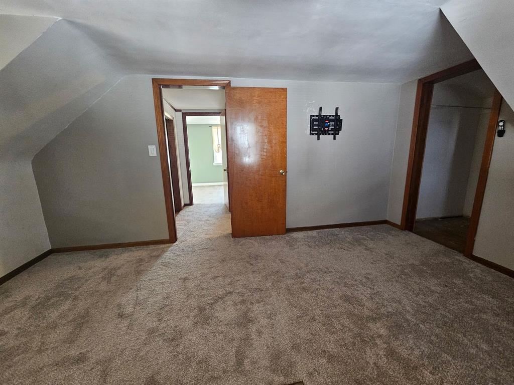 2918 Hudson Road Erie, PA 16508 - Photo 15 of 23