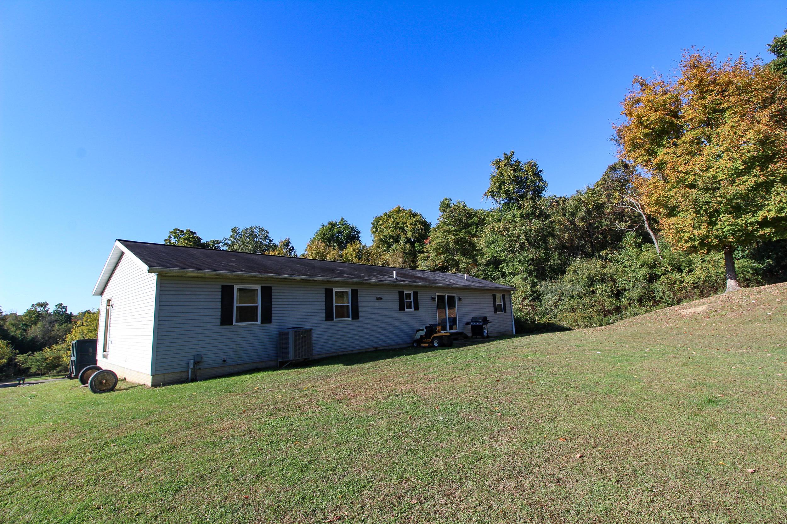 1515 Tedrick Road New Concord, OH 43762 - Photo 18 of 30