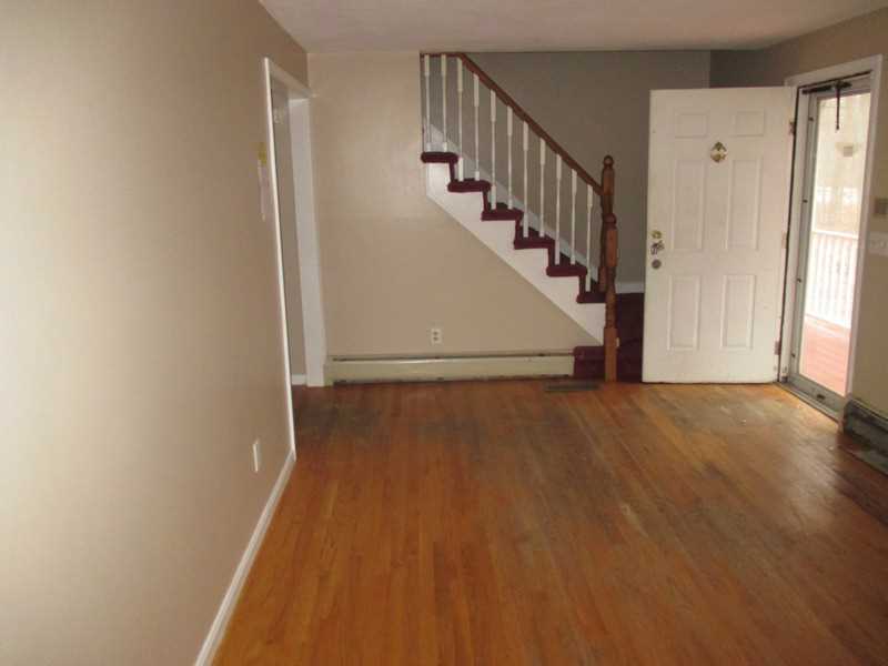 3790 Flat River Road Coventry, RI 02816 - Photo 4 of 17 Living Room.