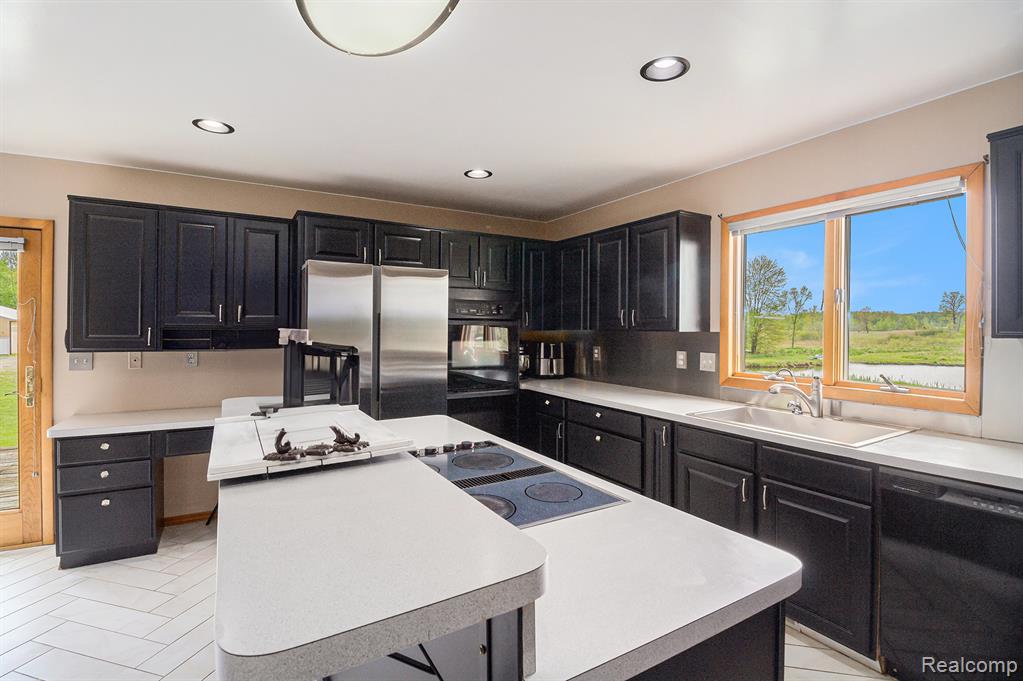7031 Munsell Road Howell, MI 48843 - Photo 14 of 39