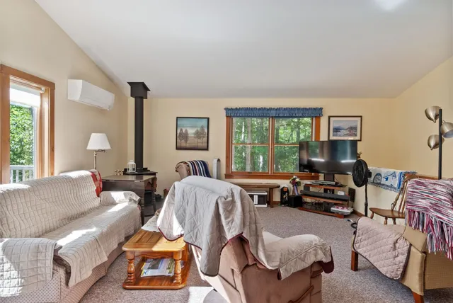 $589,000 | 134 Chestnut Drive, Gilford, NH 03249