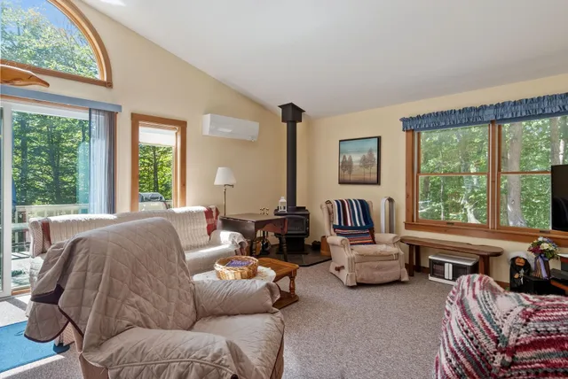 $589,000 | 134 Chestnut Drive, Gilford, NH 03249