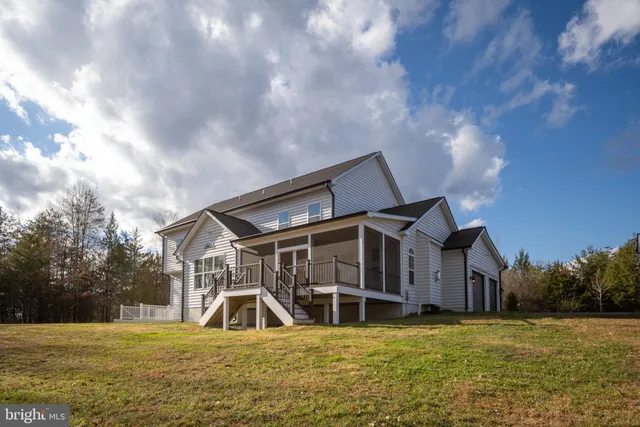 $1,100,000 | 301 Kingdom Drive, Fredericksburg, VA 22406