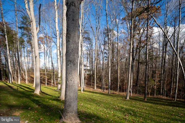 $1,100,000 | 301 Kingdom Drive, Fredericksburg, VA 22406