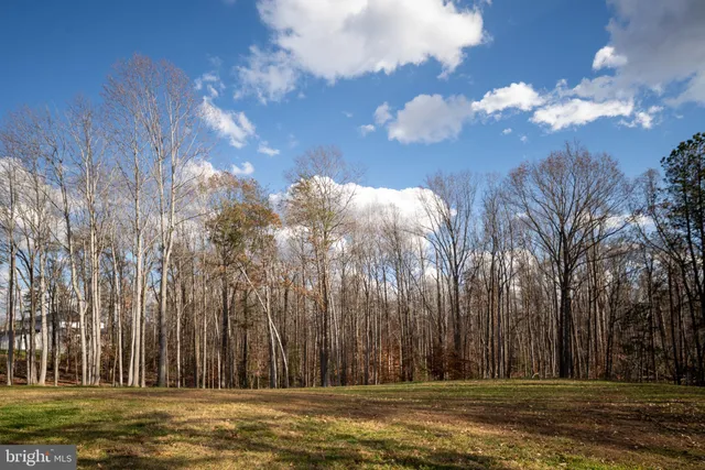 $1,100,000 | 301 Kingdom Drive, Fredericksburg, VA 22406