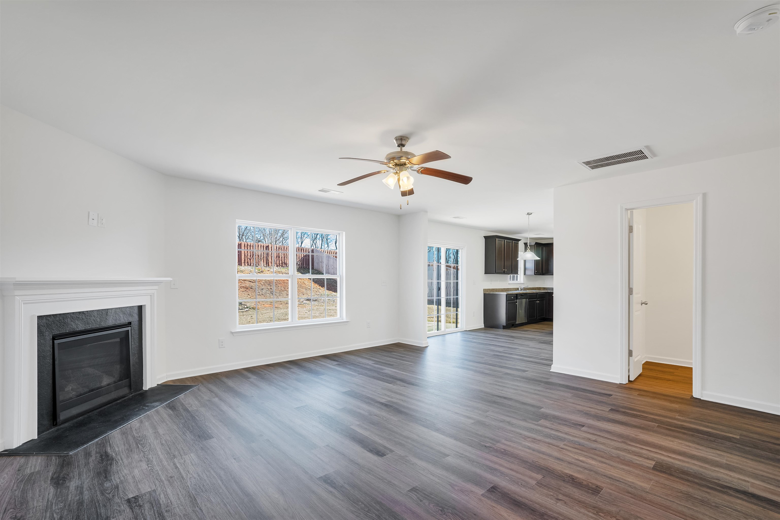 241 Golden Bear Walk Duncan, SC 29334 - Photo 12 of 35 Gallery Image 12