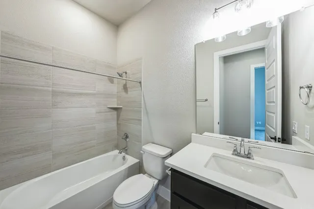 $524,990 | 208 Medallion Street, Liberty Hill, TX 78642