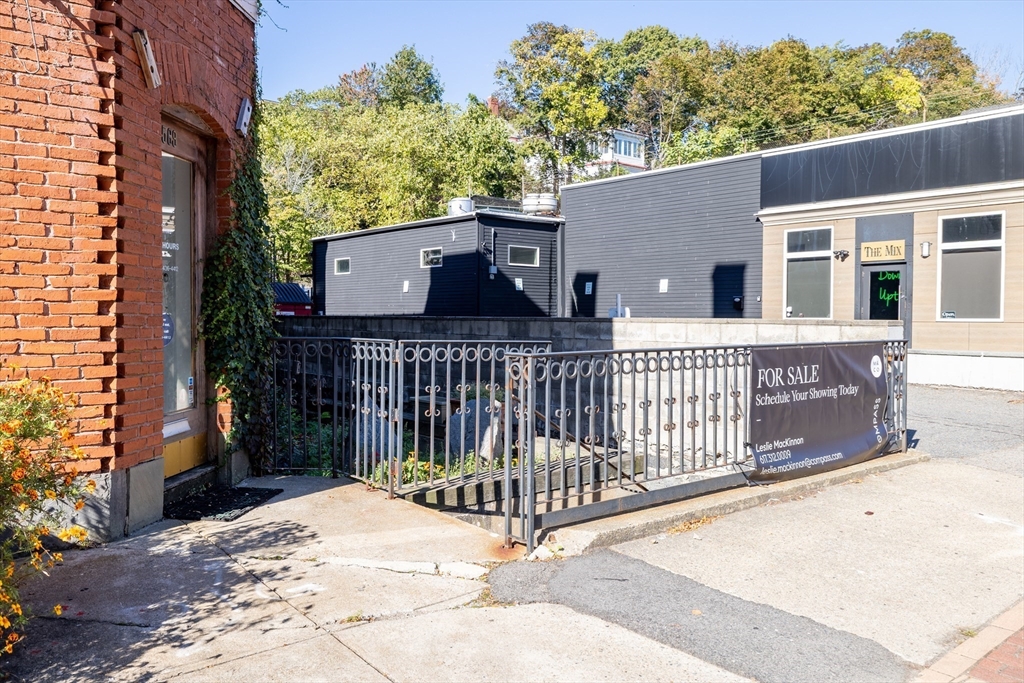 567 Talbot Avenue, Unit 20 Boston, MA 02124 - Photo 16 of 16