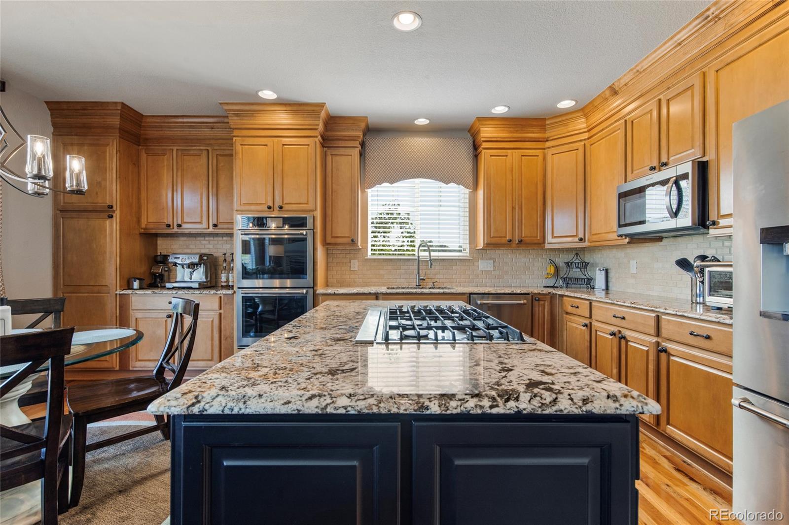 10533 Redcone Way Highlands Ranch, CO 80130 - Photo 7 of 40 Gallery Image 7