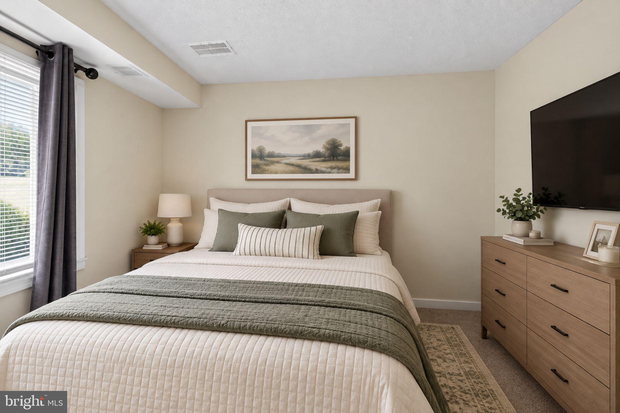 9272 Adelphi Road, Unit 101 Hyattsville, MD 20783 - Photo 19 of 24 Gallery Image 19