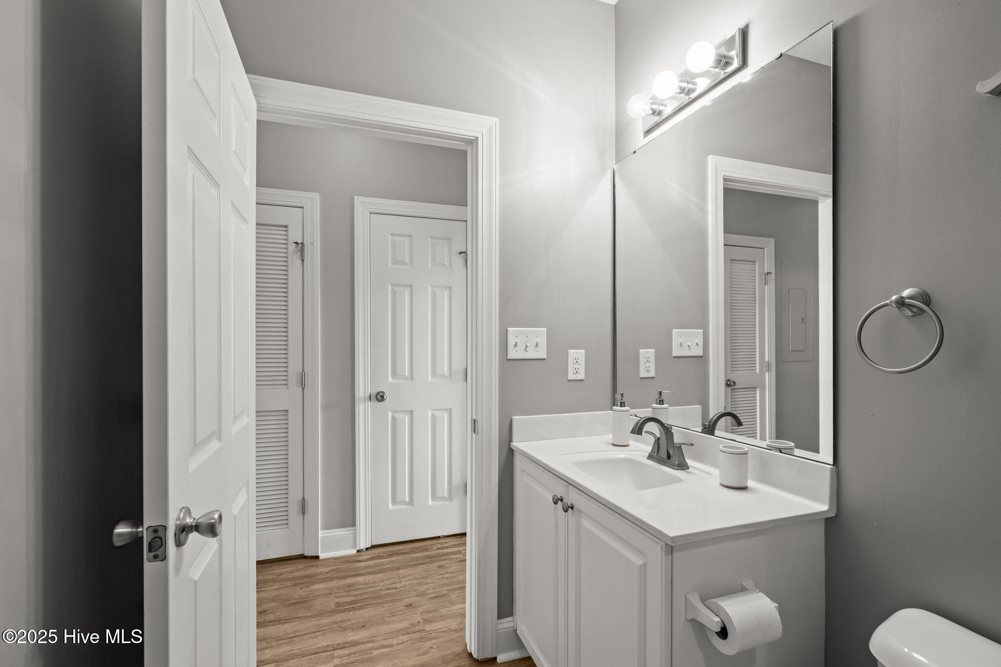 1700 Salter Path Road, Unit S204 Indian Beach, NC 28512 - Photo 37 of 59 Guest Bath