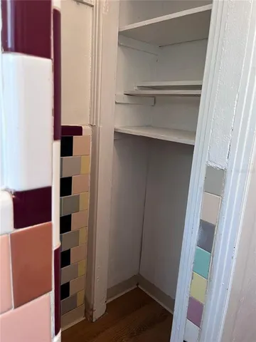 $1,200 | 3971 9th Avenue North, St. Petersburg, FL 33713