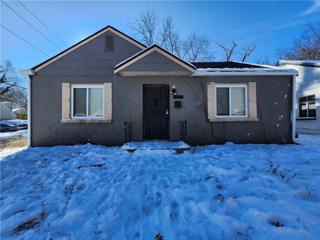 $90,000 | 2129 East 77th Terrace, Kansas City, MO 64132