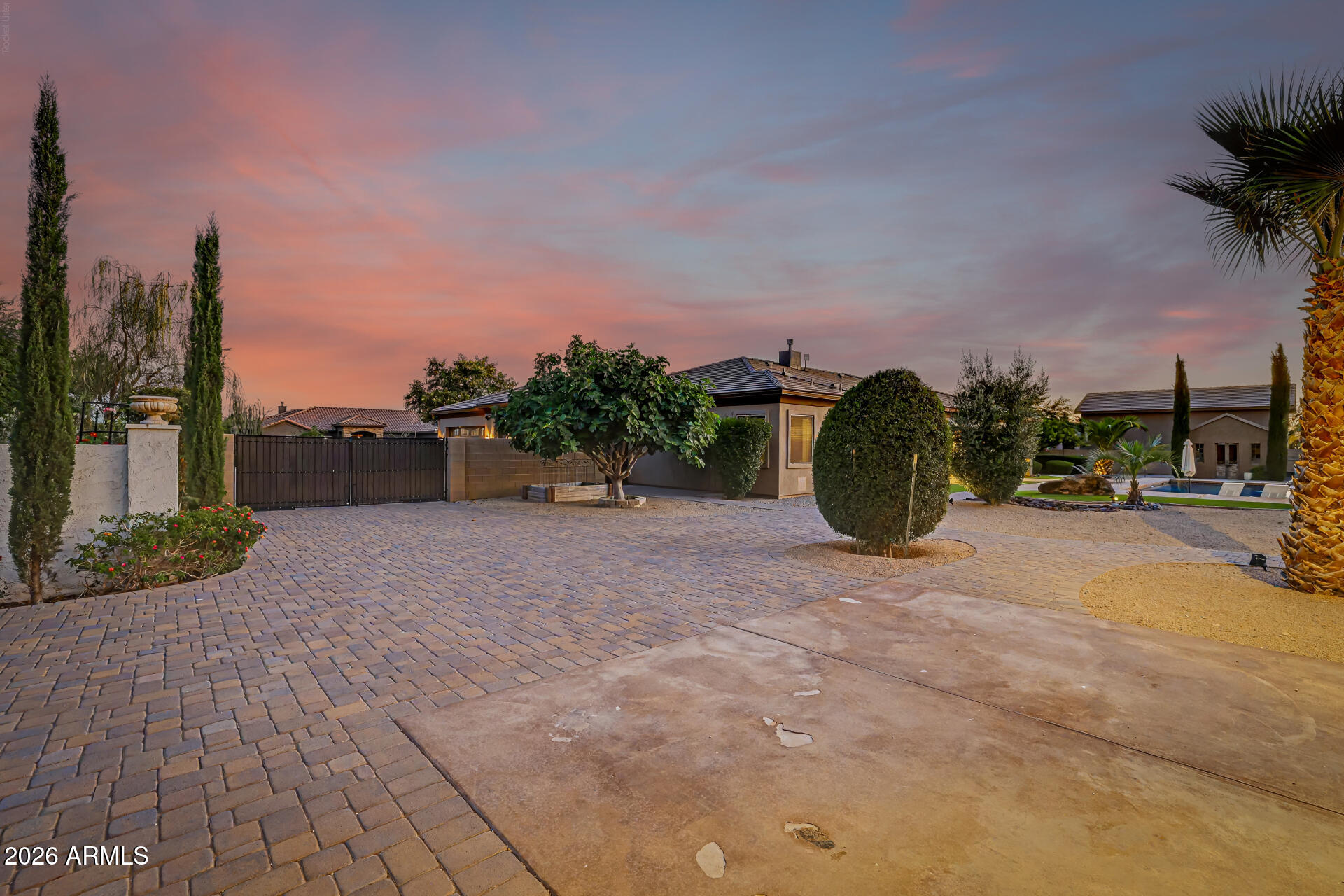 806 West Desert Ranch Road Phoenix, AZ 85086 - Photo 72 of 98 65 - Desert Ranch