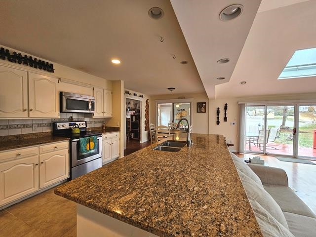 67 Greenbriar Road Keene, NH 03431 - Photo 16 of 52