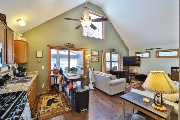 $550,000 | 10081 West Cree Bay Circle, Pequot Lakes, MN 56472