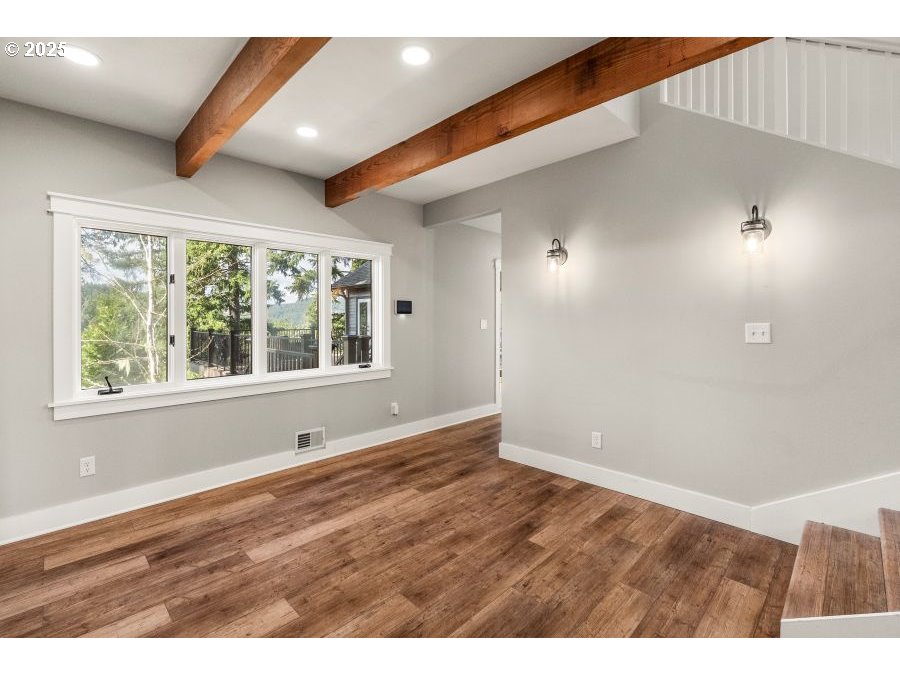 30930 Camas Swale Road Creswell, OR 97426 - Photo 16 of 43 Gallery Image 16