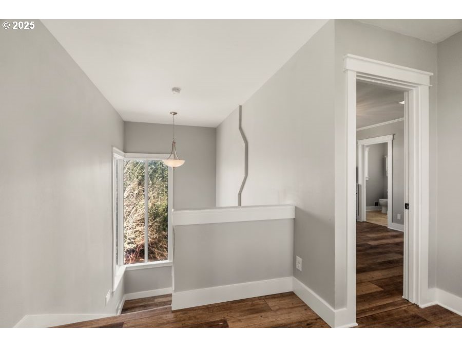 30930 Camas Swale Road Creswell, OR 97426 - Photo 21 of 43 Gallery Image 21