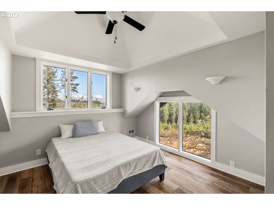 30930 Camas Swale Road Creswell, OR 97426 - Photo 29 of 43 Gallery Image 29