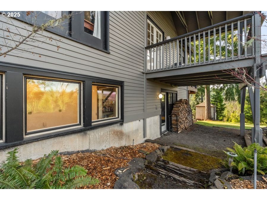 30930 Camas Swale Road Creswell, OR 97426 - Photo 5 of 43 Gallery Image 5