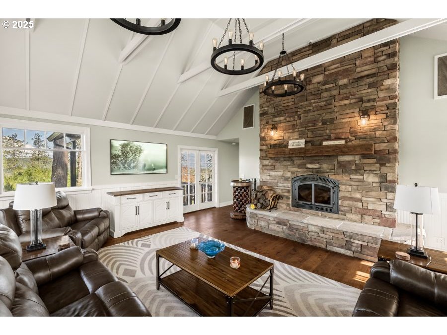 30930 Camas Swale Road Creswell, OR 97426 - Photo 8 of 43 Gallery Image 8