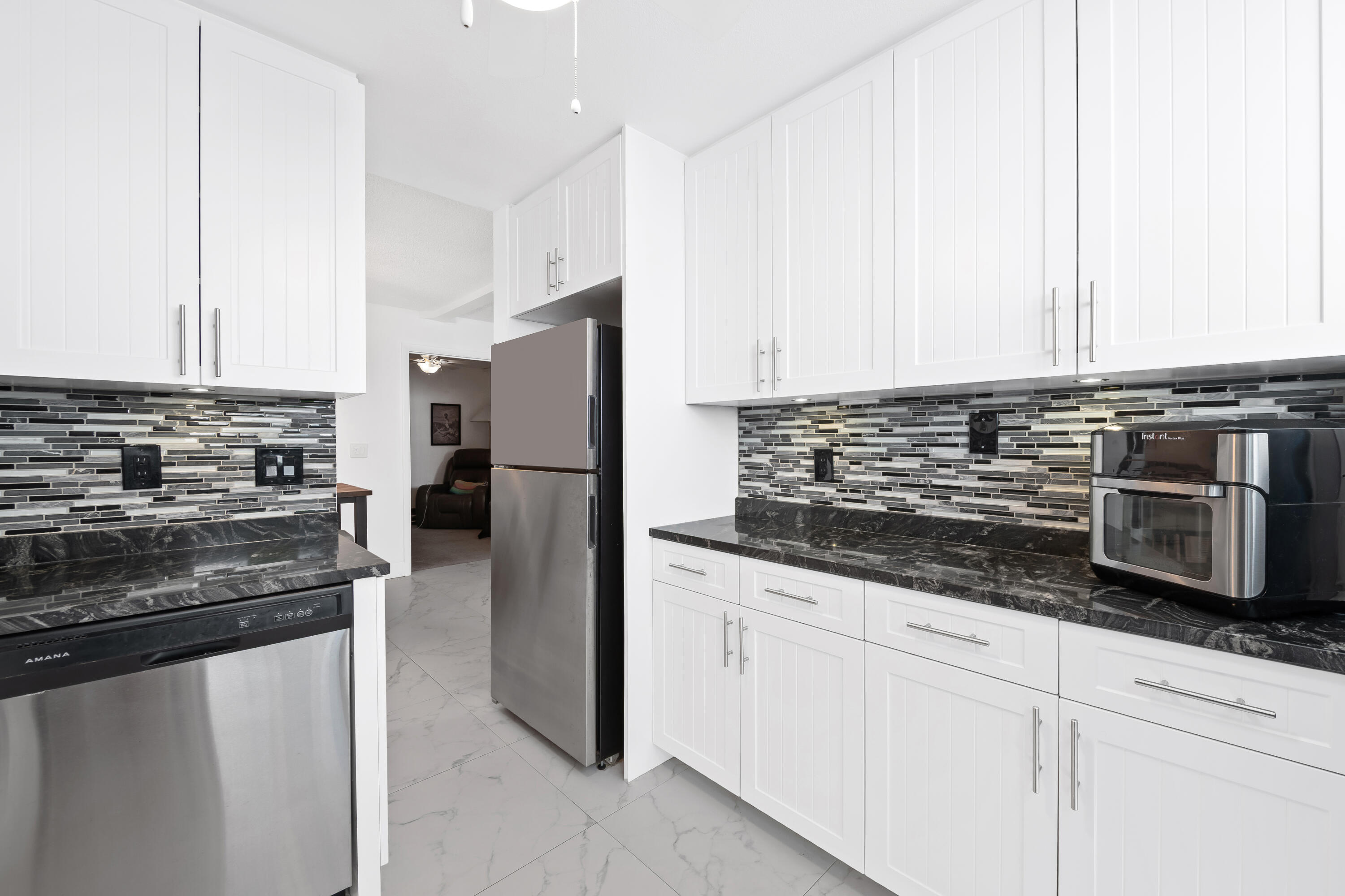 1505 North Riverside Drive, Unit 808 Pompano Beach, FL 33062 - Photo 3 of 41 DSC_5995