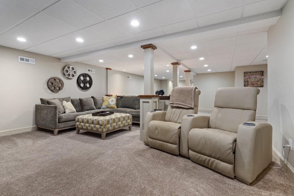 3 Norris Road Lynnfield, MA 01940 - Photo 34 of 40 Gallery Image 34