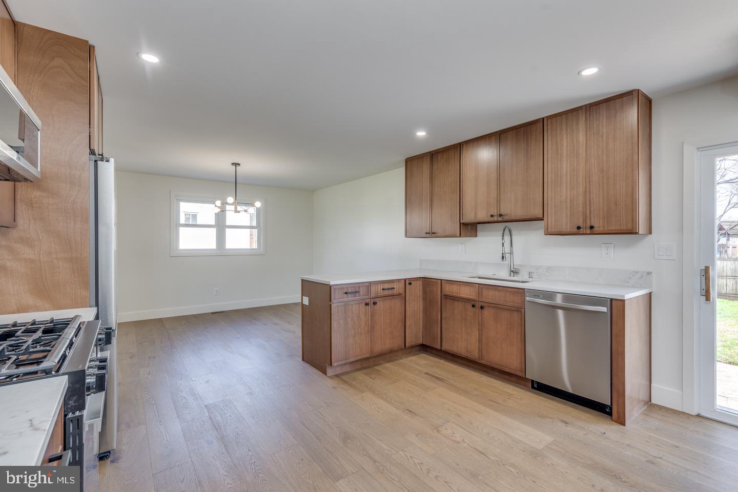 5 Clemson Road Cherry Hill, NJ 08034 - Photo 17 of 50 Kitchen