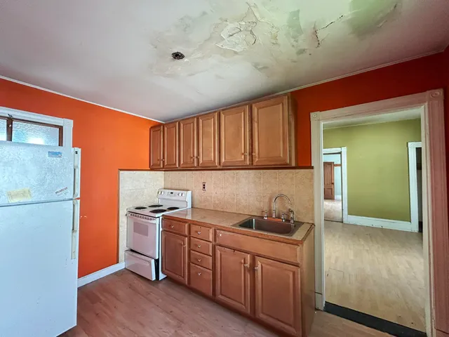 $639,900 | 25 Pleasant Avenue, Portland, ME 04103