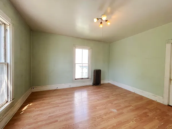 $579,900 | 25 Pleasant Avenue, Portland, ME 04103