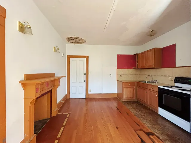 $639,900 | 25 Pleasant Avenue, Portland, ME 04103