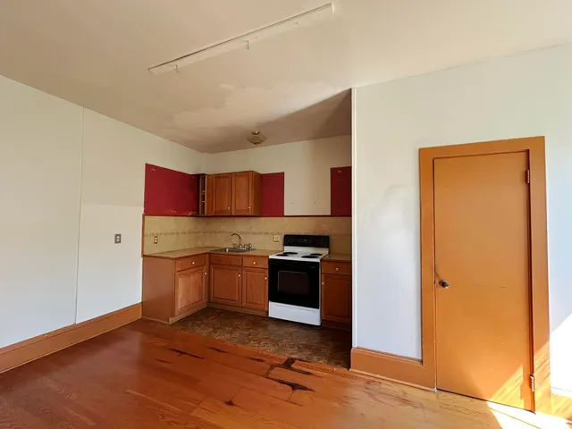 $639,900 | 25 Pleasant Avenue, Portland, ME 04103