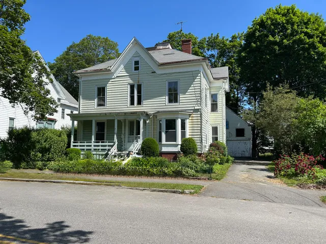 $639,900 | 25 Pleasant Avenue, Portland, ME 04103