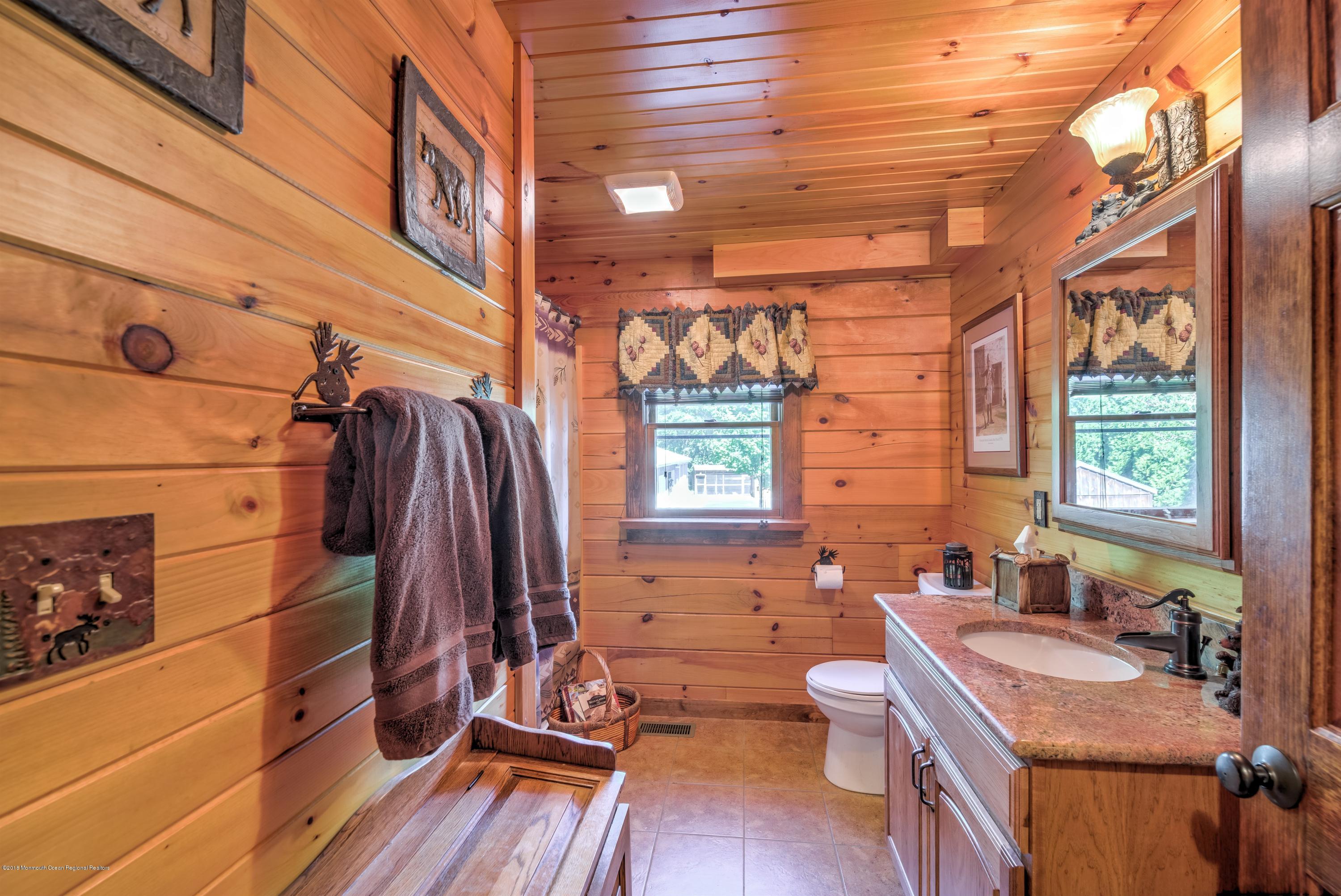 20 Brookside Road Clarksburg, NJ 08510 - Photo 13 of 38 013_BATHROOM