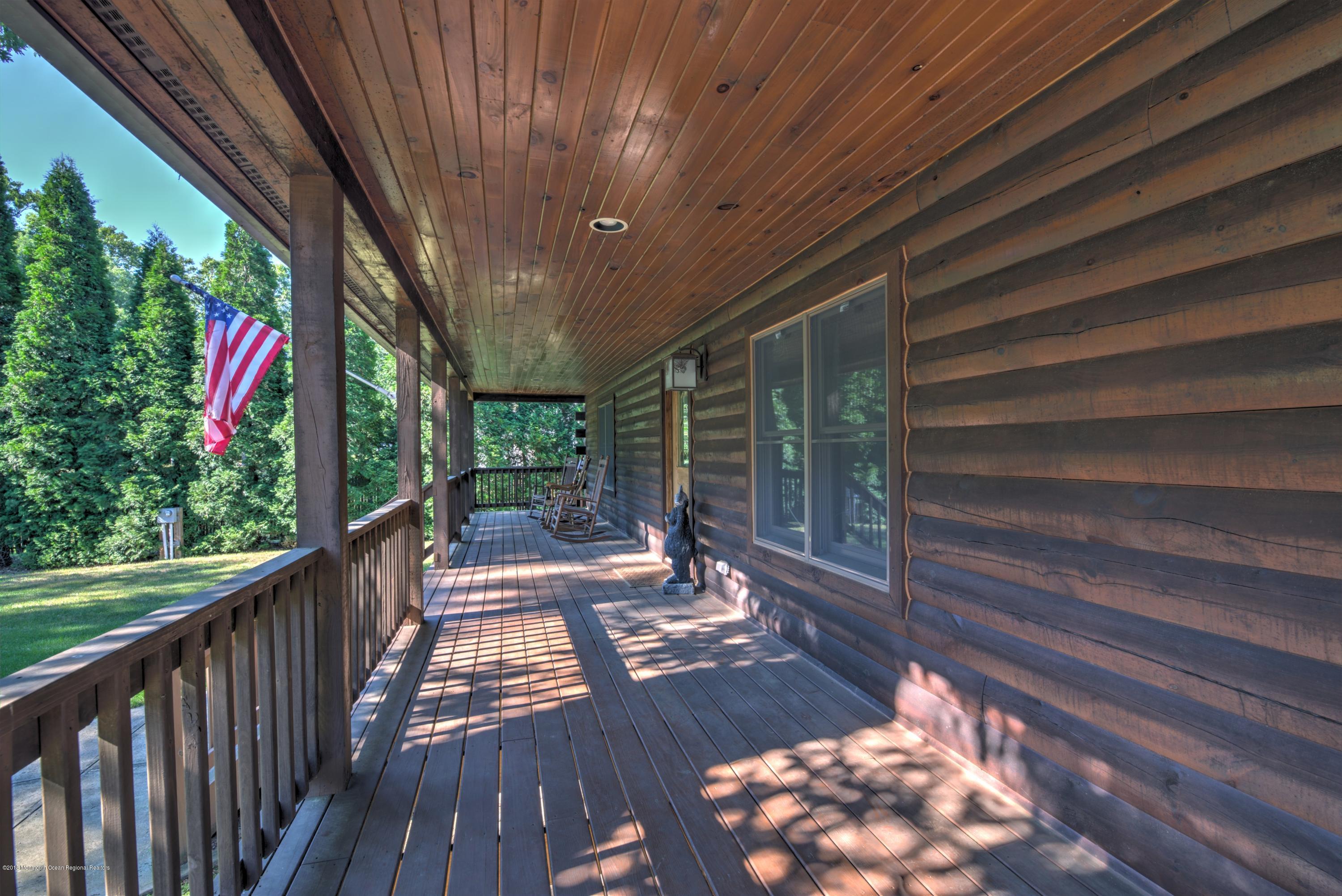 20 Brookside Road Clarksburg, NJ 08510 - Photo 24 of 38 024_DECK