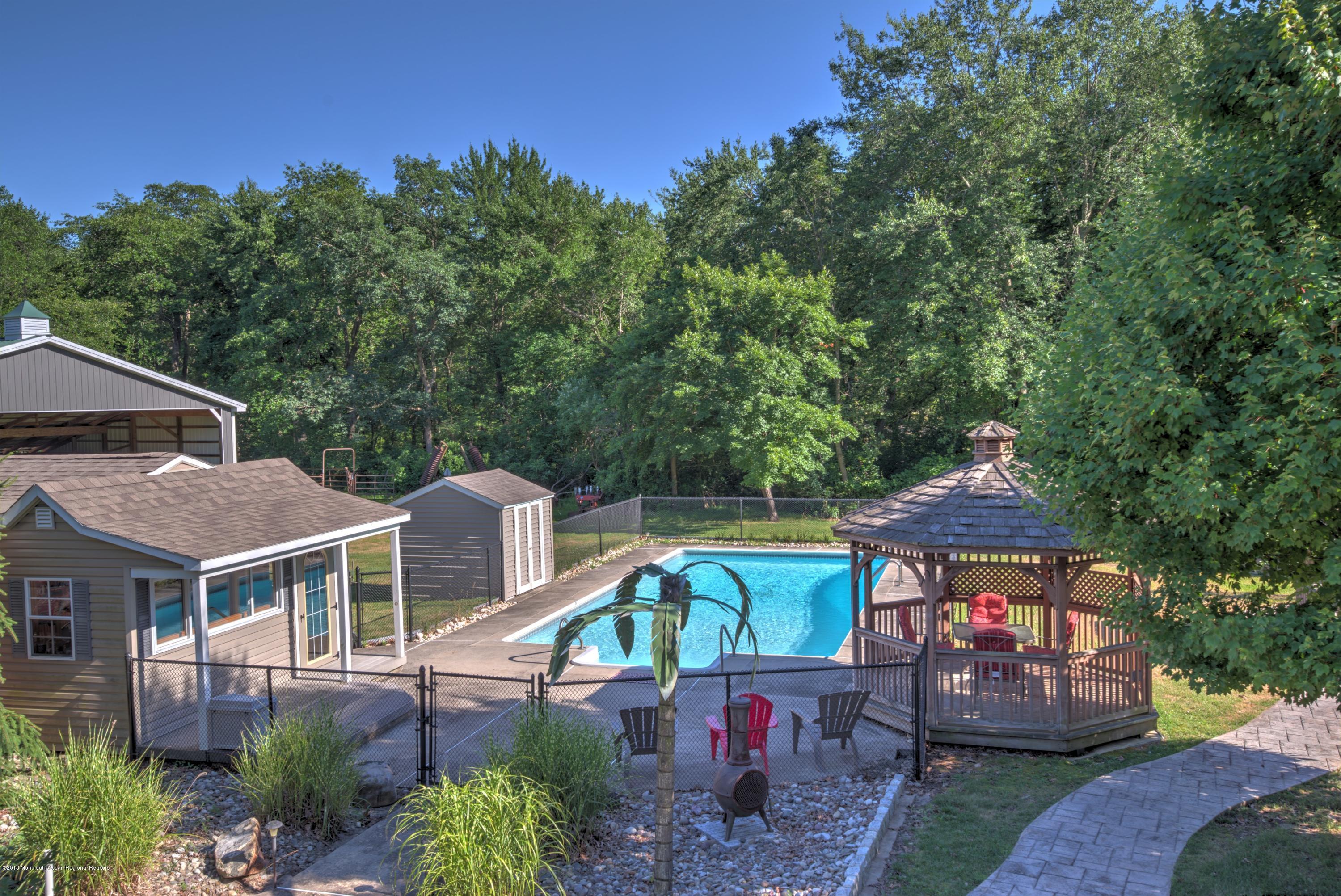20 Brookside Road Clarksburg, NJ 08510 - Photo 29 of 38 029_POOL
