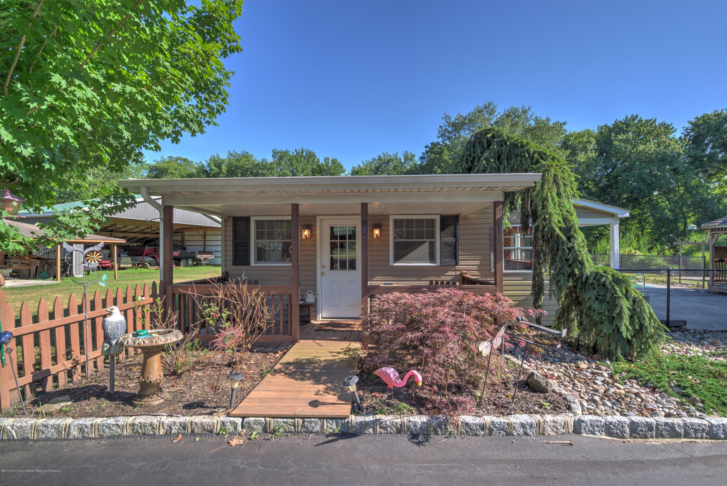 20 Brookside Road Clarksburg, NJ 08510 - Photo 31 of 38 031_POOL HOUSE
