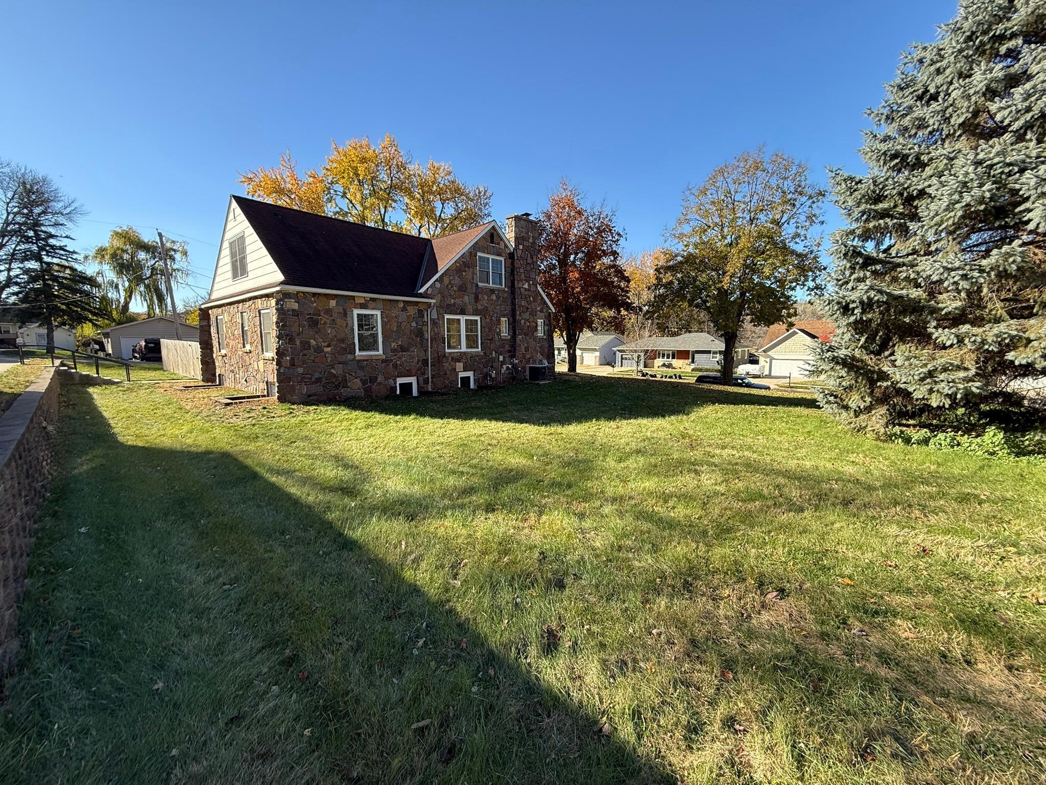 338 James Avenue Mankato, MN 56001 - Photo 29 of 31