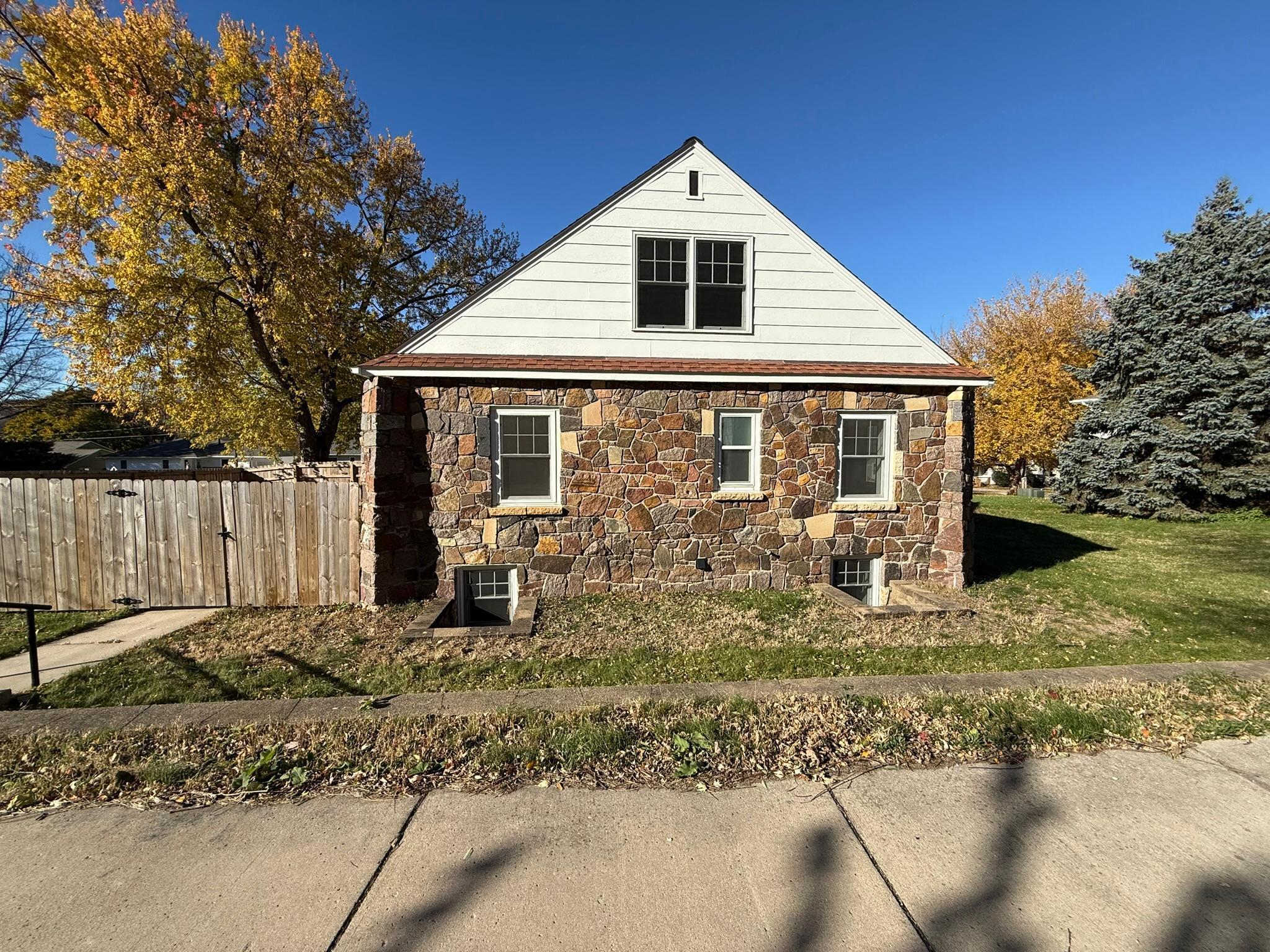 338 James Avenue Mankato, MN 56001 - Photo 30 of 31