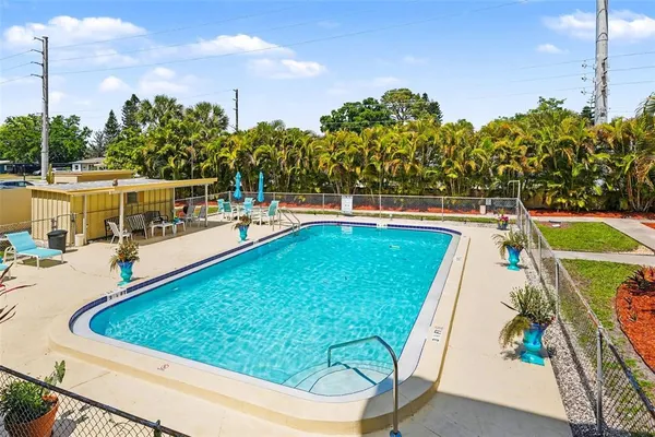 $249,900 | 3850 13th Avenue North, Unit 106, St. Petersburg, FL 33713