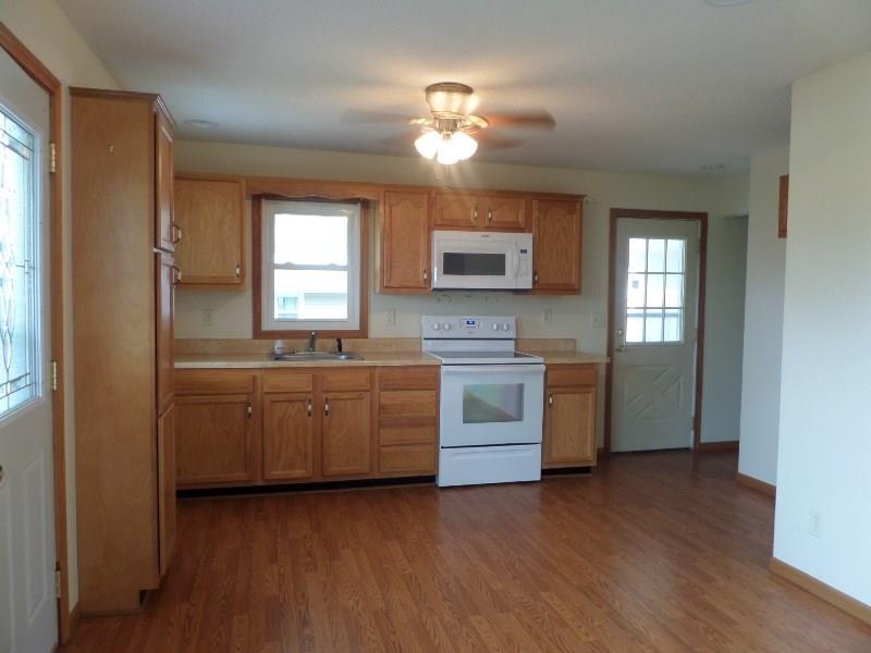 204 Elm Street Waynesfield, OH 45896 - Photo 3 of 8