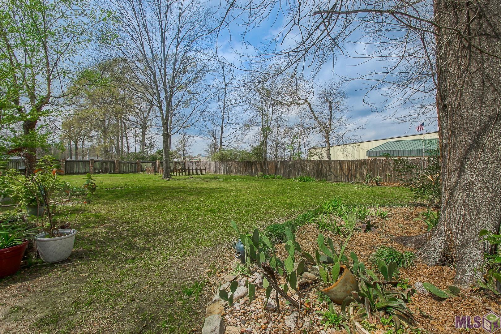 16323 Coliseum Avenue Baton Rouge, LA 70816 - Photo 20 of 22