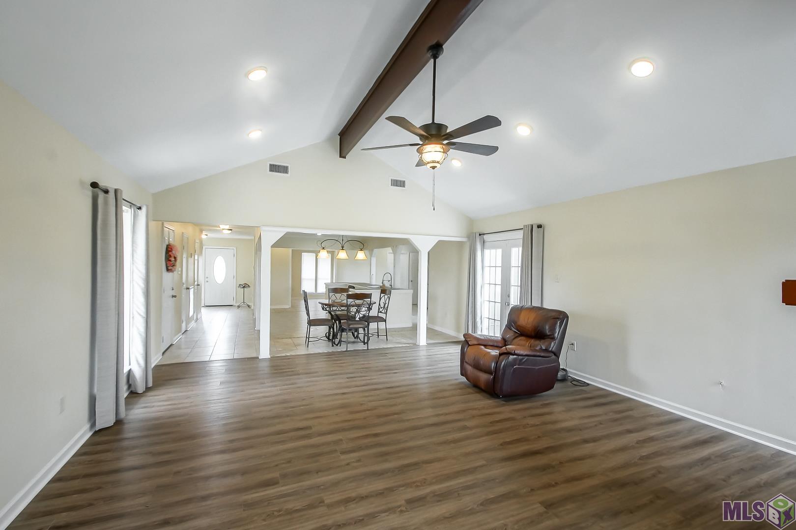 16323 Coliseum Avenue Baton Rouge, LA 70816 - Photo 8 of 22