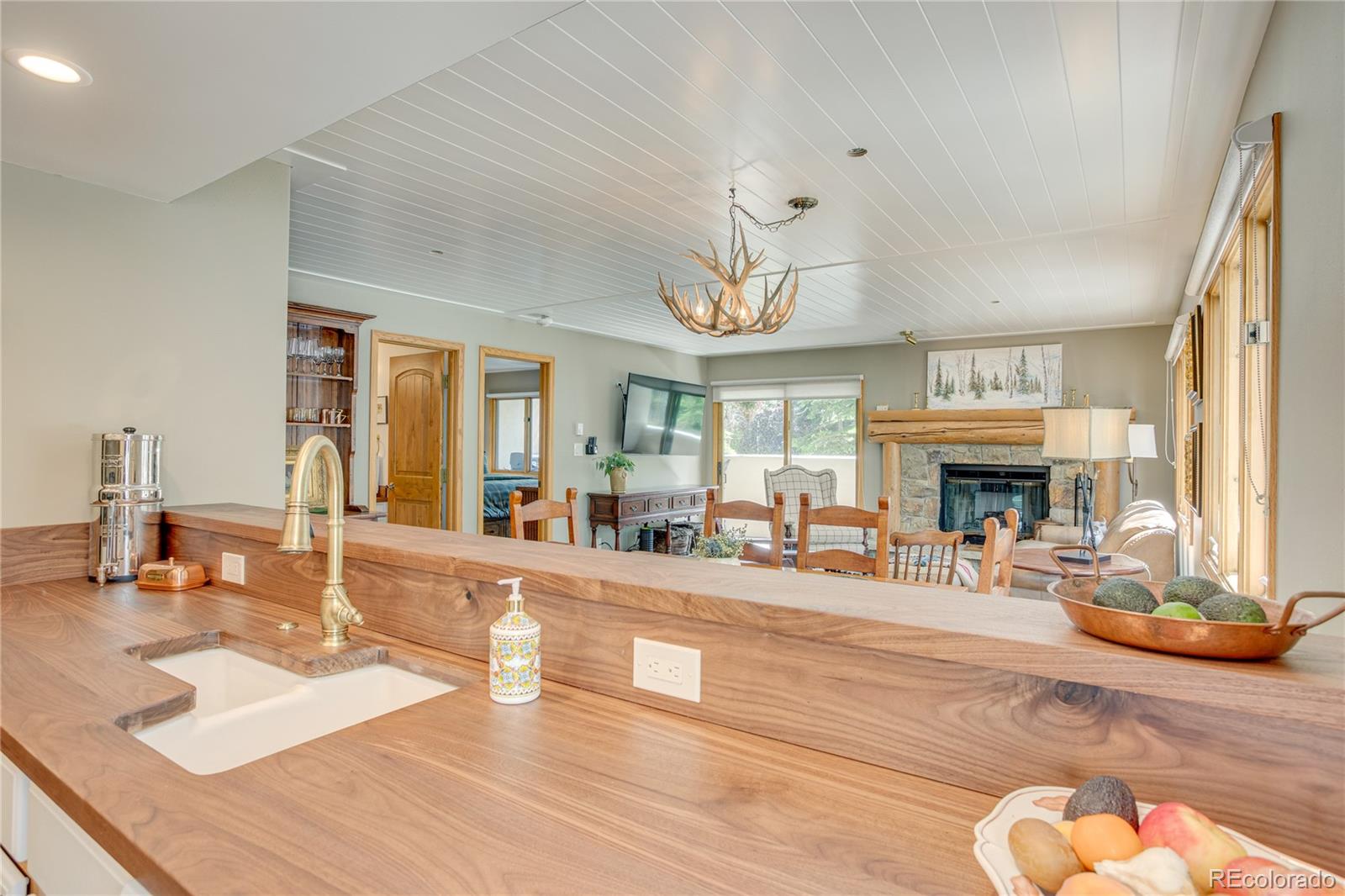 1206 Village Road, Unit 108 Avon, CO 81620 - Photo 15 of 33