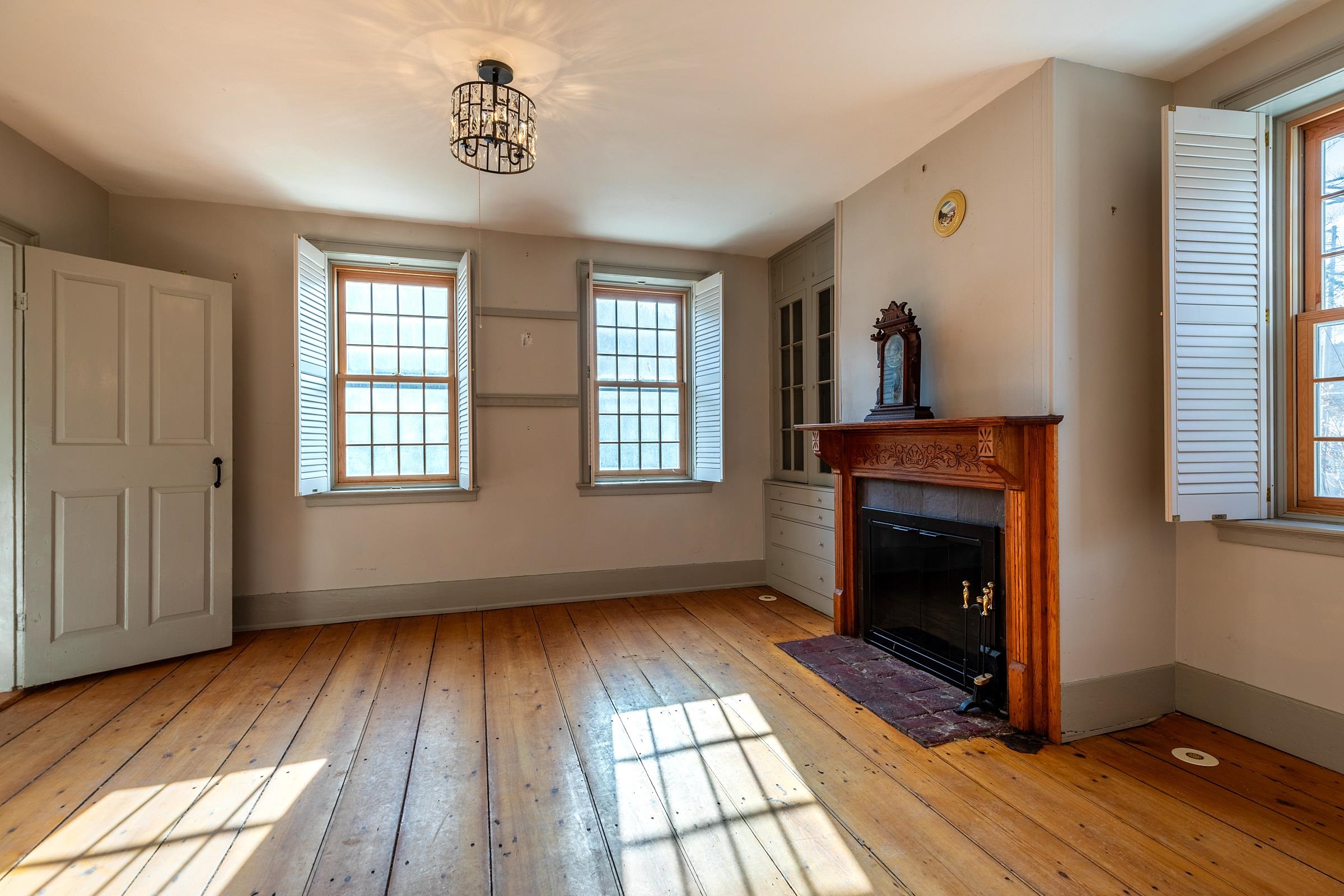 566 Simonsville Road Andover, VT 05143 - Photo 4 of 53